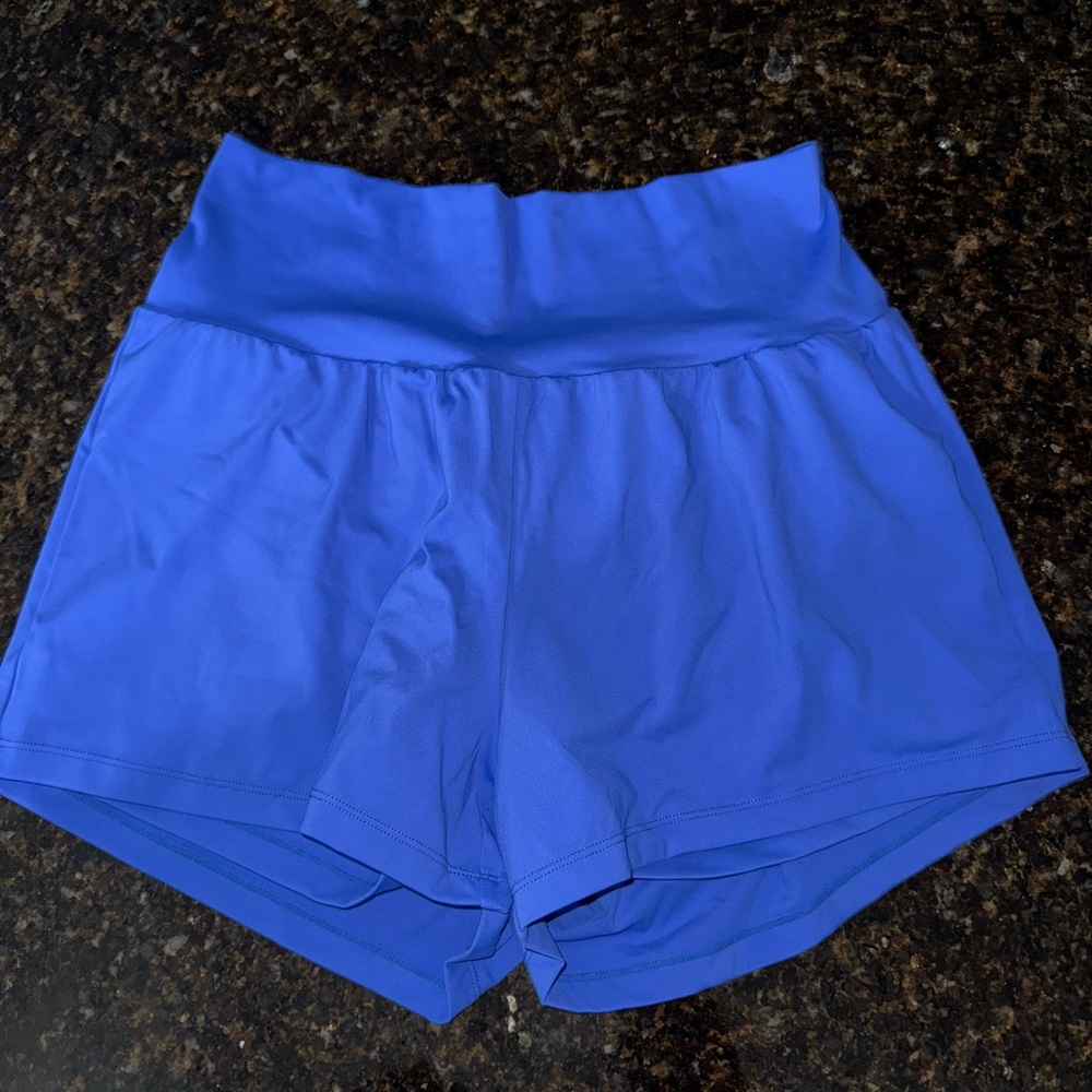 HALARA Super High Waisted Back Pocket & Side Hidden Pocket Yoga Shorts 3" Large